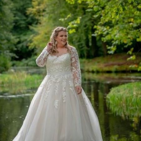 Plus-Size-Brautkleider in Schrobenhausen