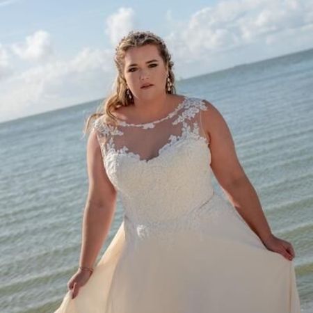 Plus-Size-Brautkleider in Schrobenhausen