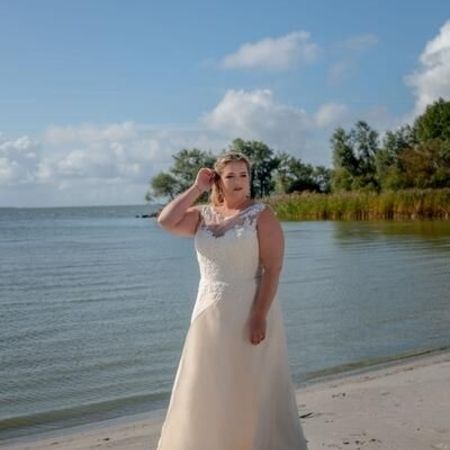 Plus-Size-Brautkleider in Schrobenhausen