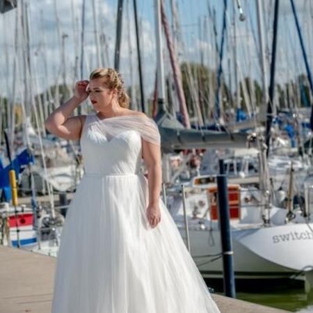 Plus-Size-Brautkleider in Schrobenhausen