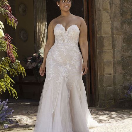 Plus-Size-Brautkleider in Schrobenhausen