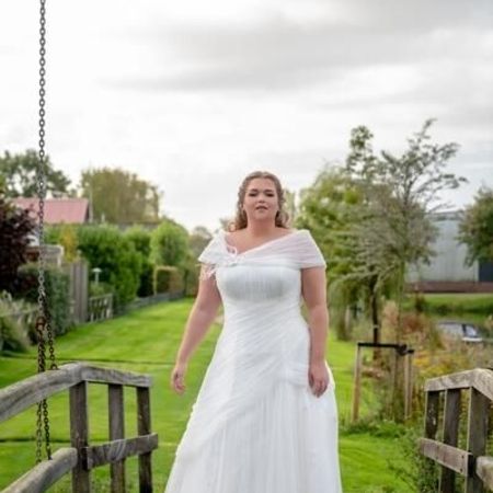 Plus-Size-Brautkleider in Schrobenhausen