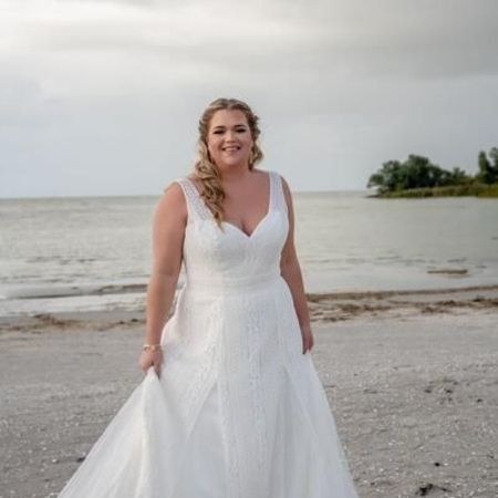 Plus-Size-Brautkleider in Schrobenhausen