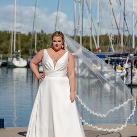 Plus-Size-Brautkleider in Schrobenhausen