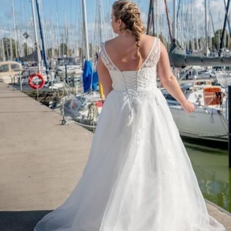 Plus-Size-Brautkleider in Schrobenhausen
