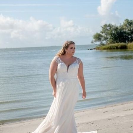 Plus-Size-Brautkleider in Schrobenhausen