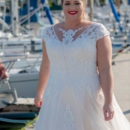 Plus-Size-Brautkleider in Schrobenhausen