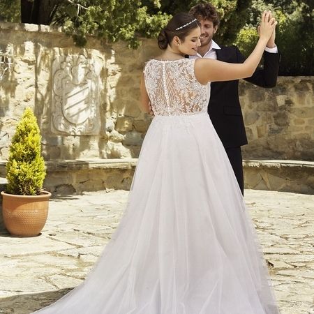 Plus-Size-Brautkleider in Schrobenhausen