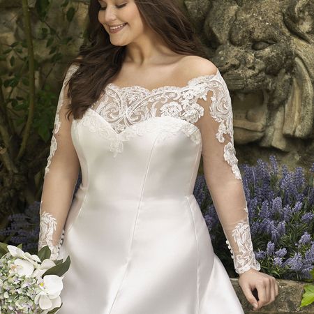 Plus-Size-Brautkleider in Schrobenhausen