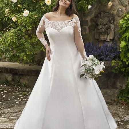 Plus-Size-Brautkleider in Schrobenhausen