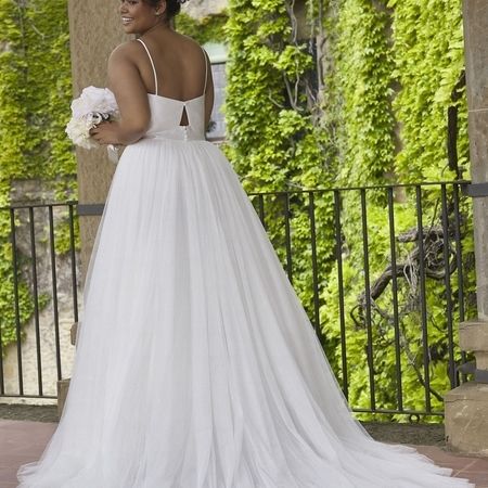 Plus-Size-Brautkleider in Schrobenhausen