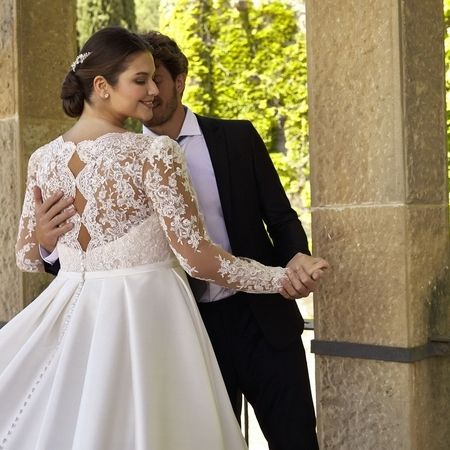 Plus-Size-Brautkleider in Schrobenhausen