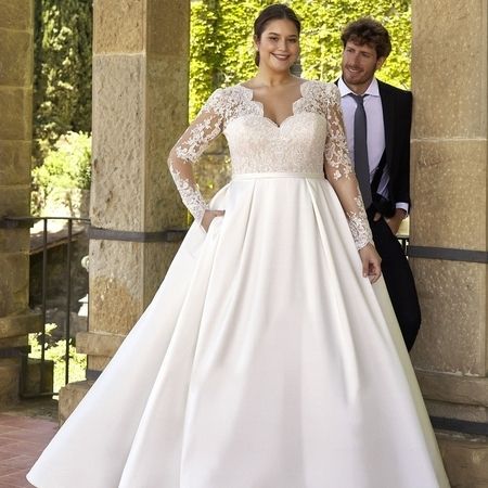 Plus-Size-Brautkleider in Schrobenhausen