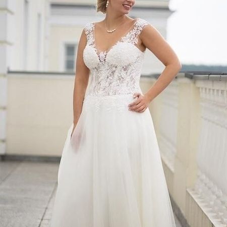 Plus-Size-Brautkleider in Schrobenhausen